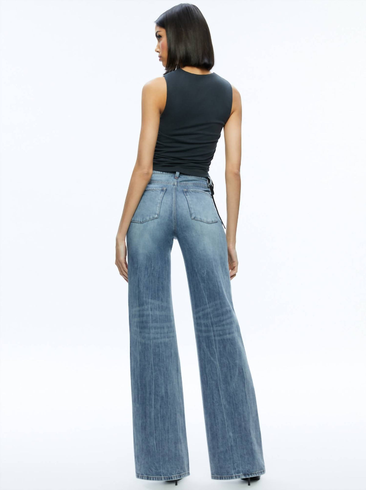 Alice + Olivia - Chrissy Crewneck Ruched Crop Top