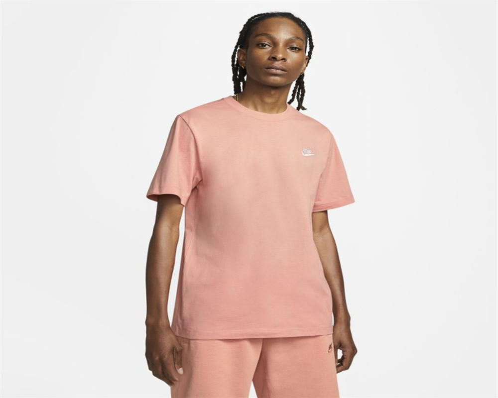 Nike Men's Club T-Shirt Pink Size M