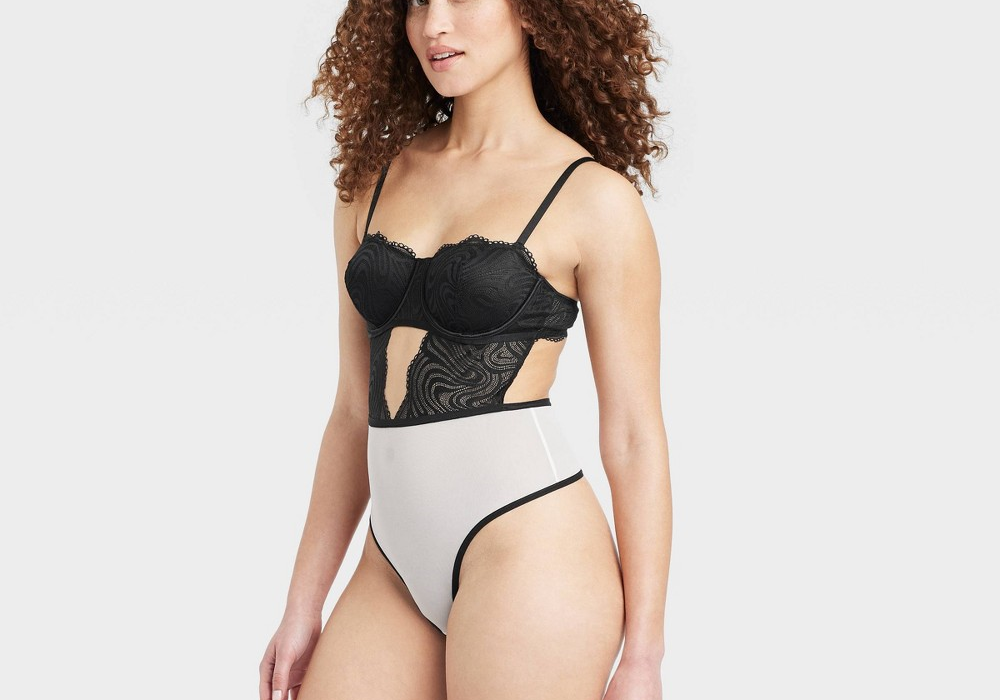 Auden Women's Lace Collection Unlined Underwire Bodysuit Black Size L