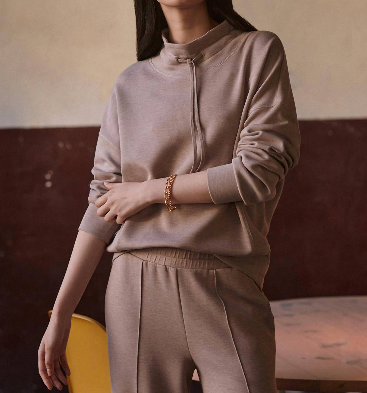 Varley - Oakdale Mock Neck Sweatshirt