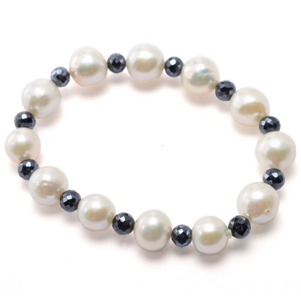 far-east-jewelry-baroque-freshwater-cultured-pearl-black-spinel-stretch-bracelet
