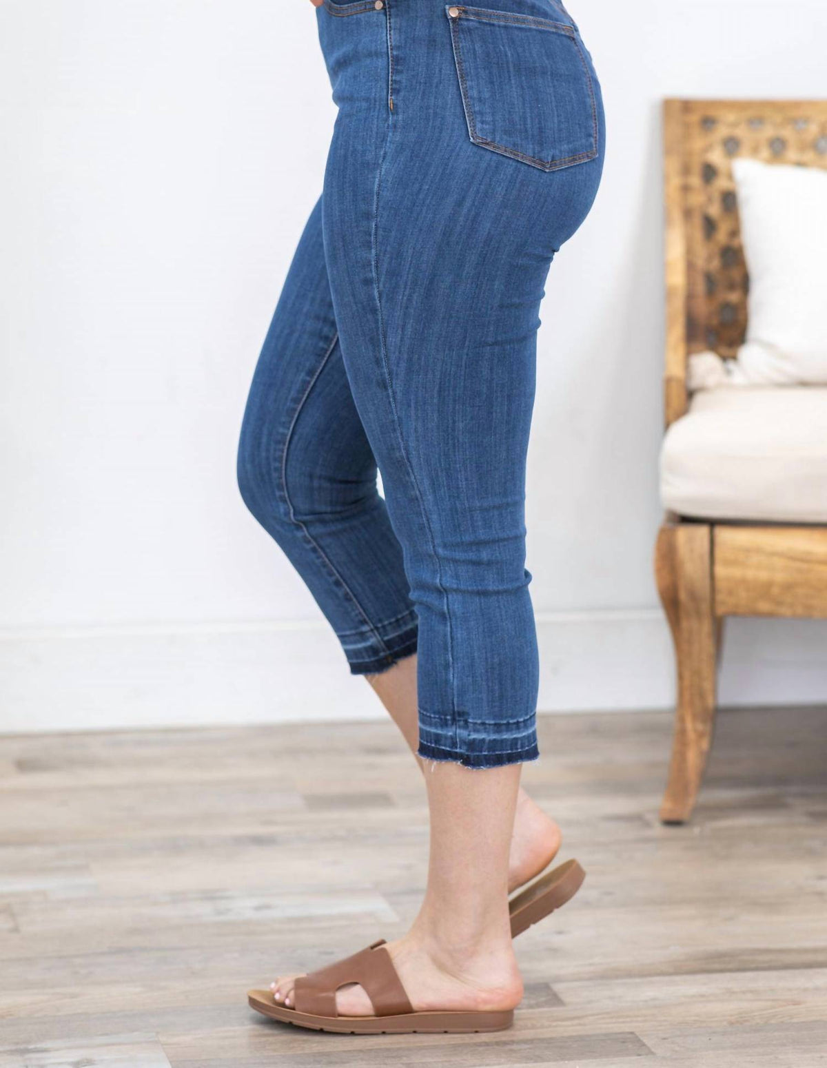 Judy Blue - Capri Pull On Jeans