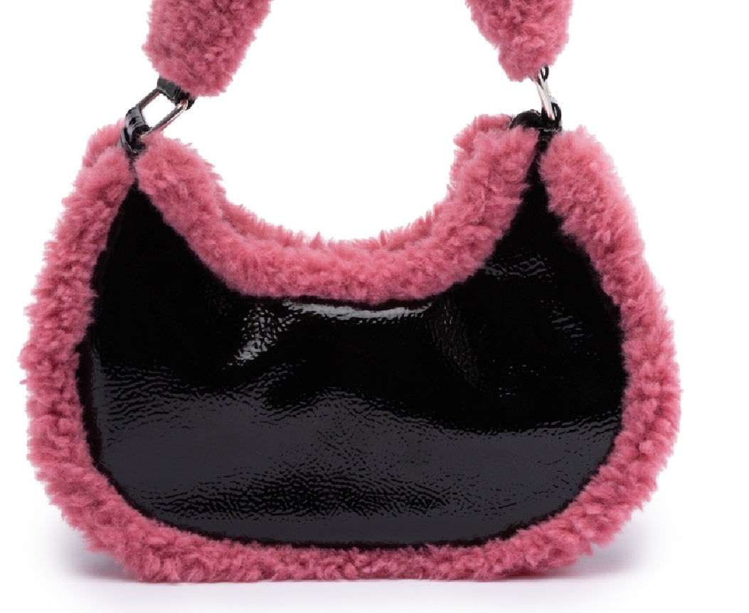 Skinnydip London Women's Kiely Borg Trim Shoulder Bag Black Size Regular