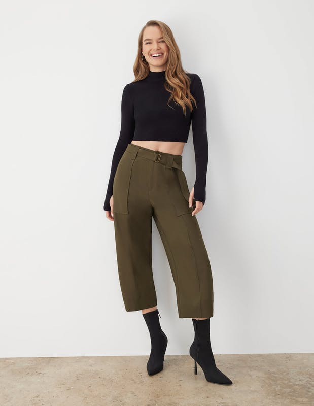 GSTQ Utility Cropped Pants Green Size 4