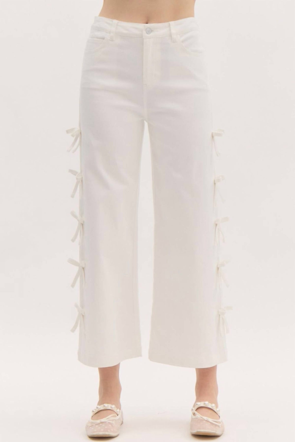 Entro - Cropped Fixed Mini Bows Jeans