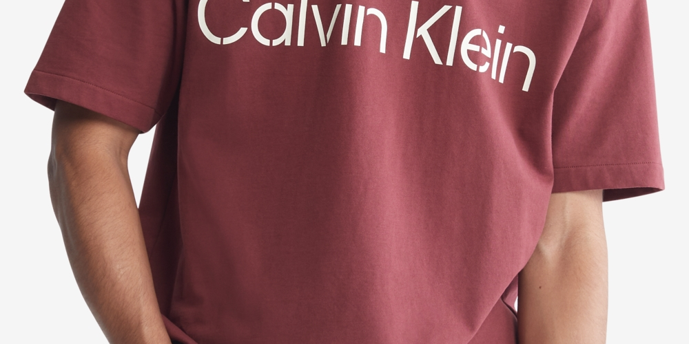 Calvin Klein Men's Relaxed Fit Stencil Logo T-Shirt Red Size XX-Large