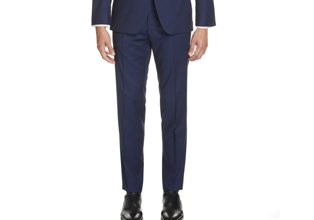 BOSS Genius Trim Fit Solid Wool Suit in Dark Grey , Size 40 Short