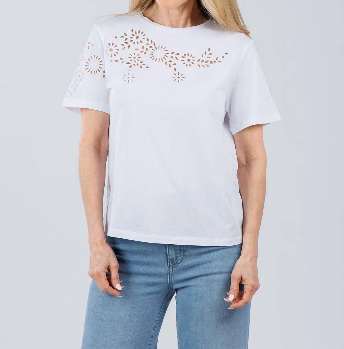 Elliott Lauren - Eyelet Tee