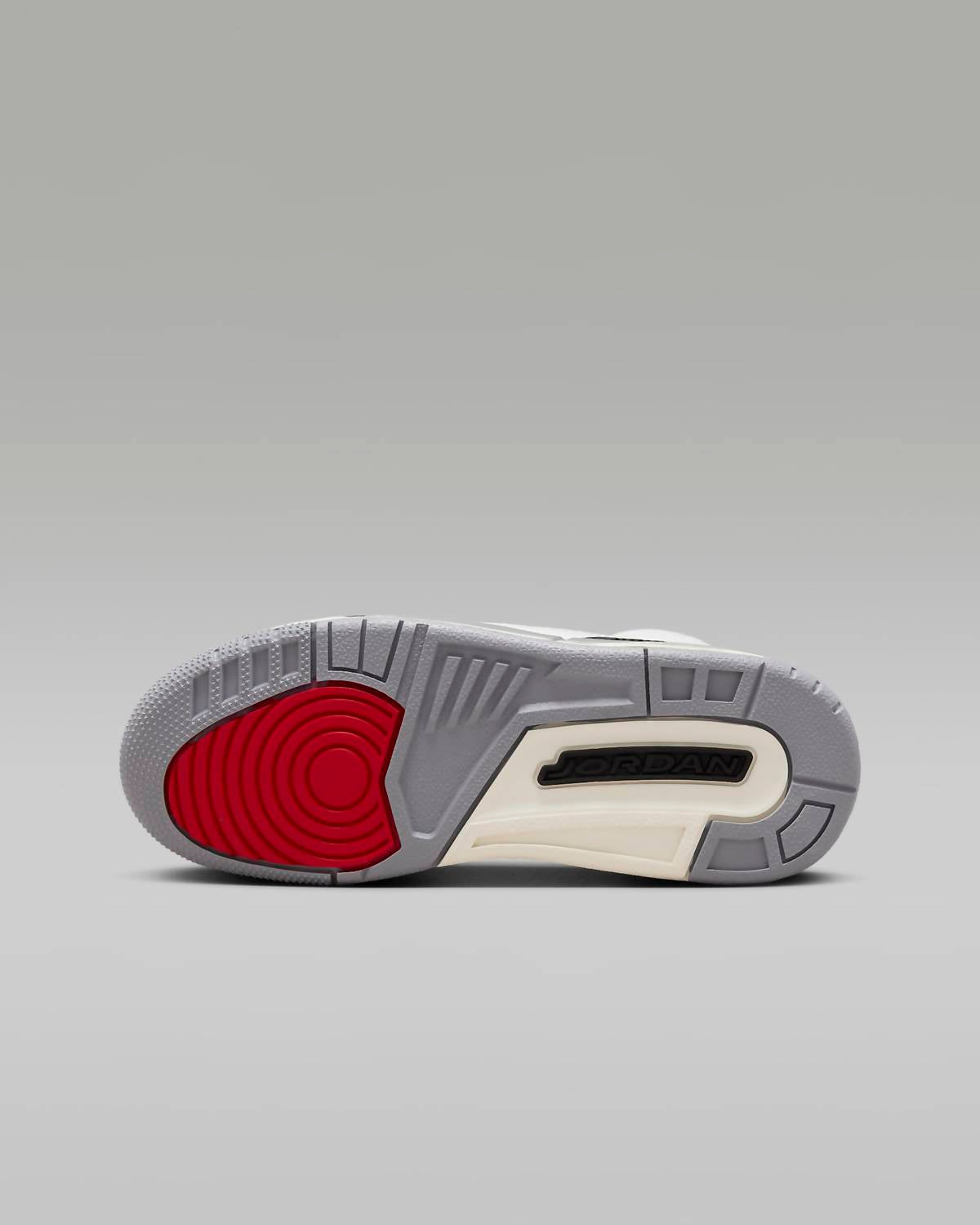 Nike - Kids Unisex Air Jordan 3 Retro (GS) Basketball Shoes