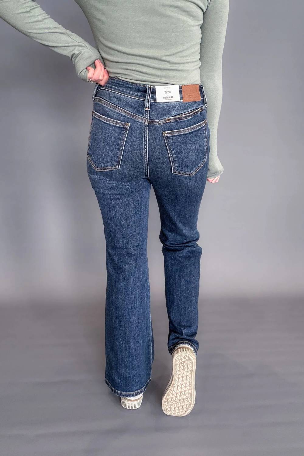 Judy Blue - Midrise Bootcut With Cell Phone Pocket Jeans