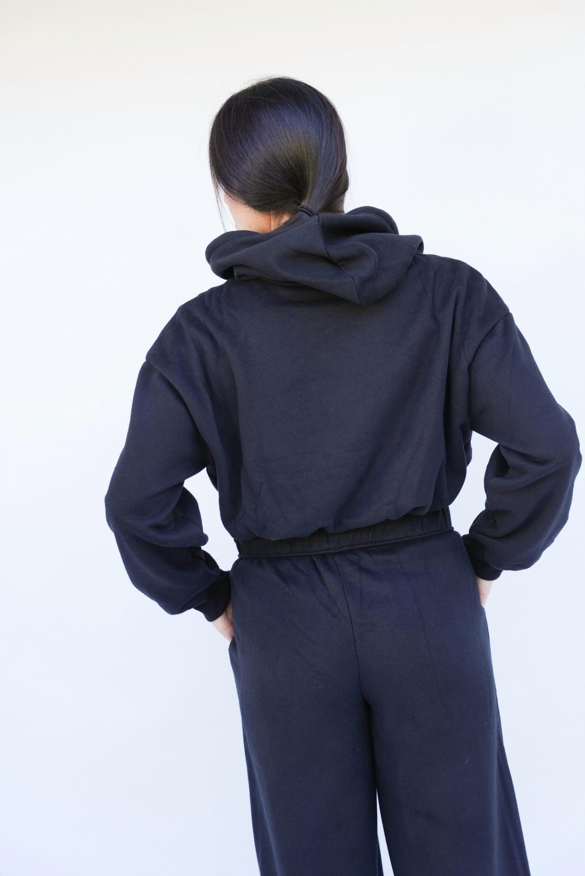 Falcon Park - Hunter Cropped Hoodie