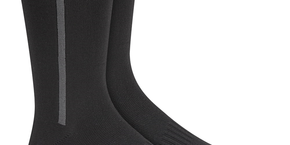 Perry Ellis Men's Logo Performance Socks Black Size Regular