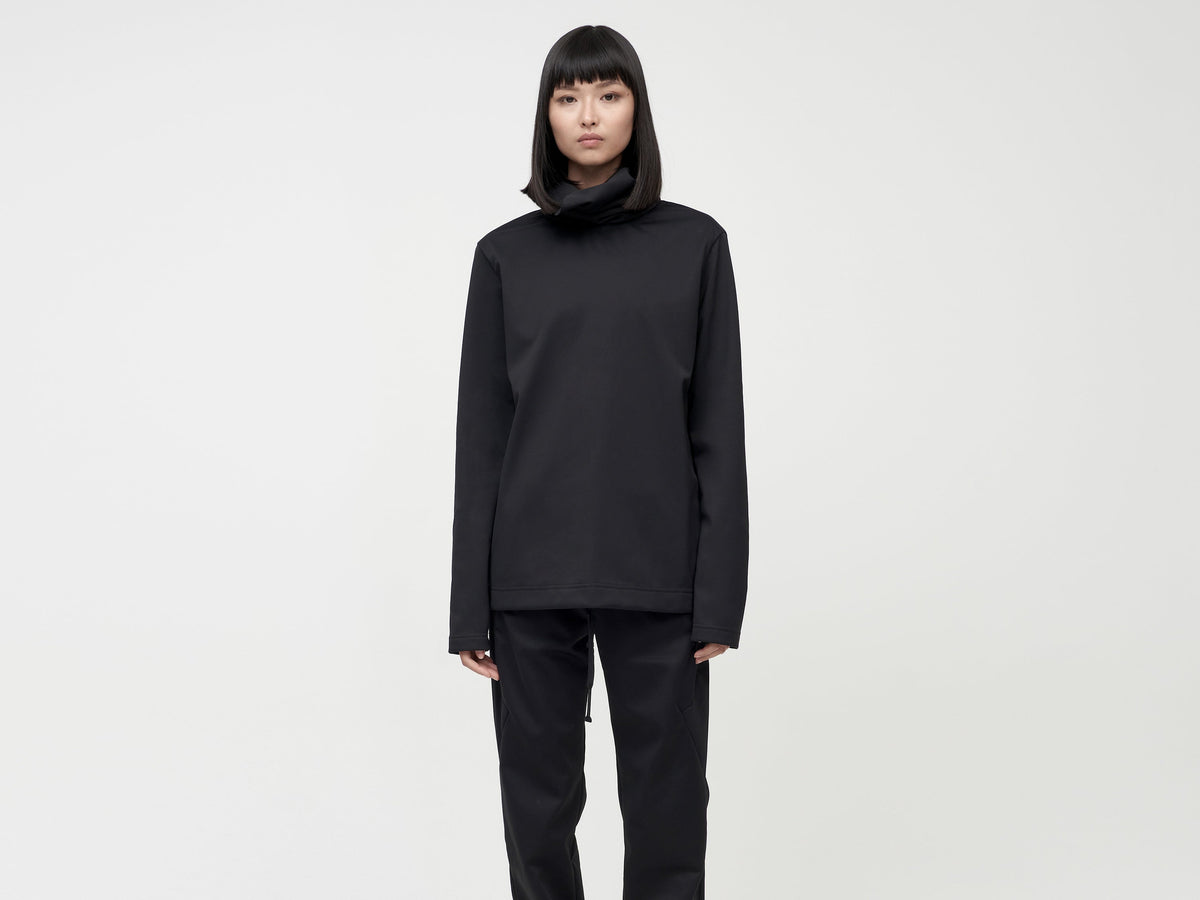 tildas-turtleneck-black