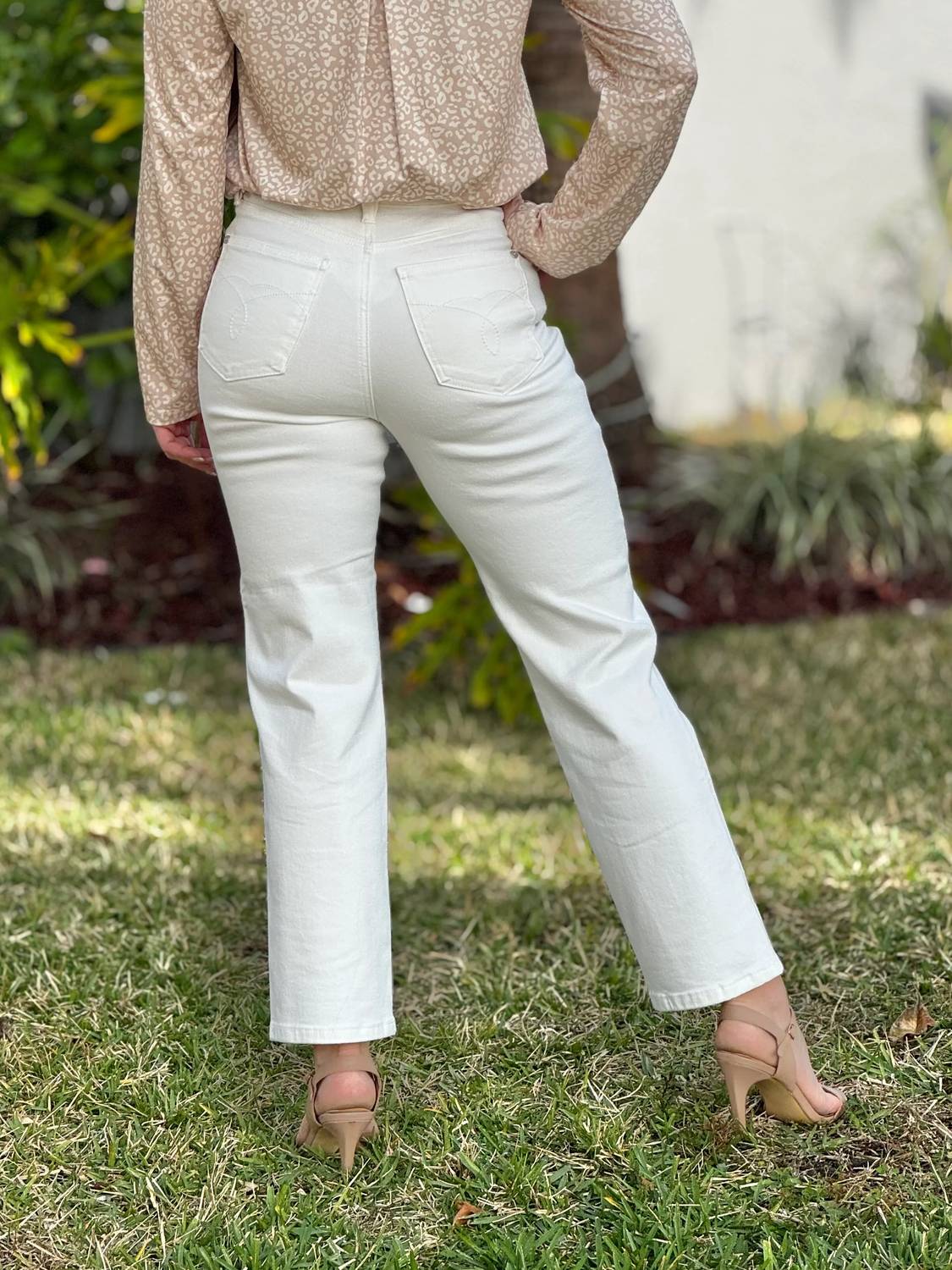 Judy Blue - Cream Of The Crop Ankle Straight Jeans