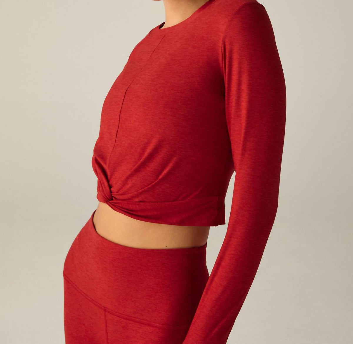 Beyond Yoga - Featherweight Center Stage Cropped Long Sleeve Pullover