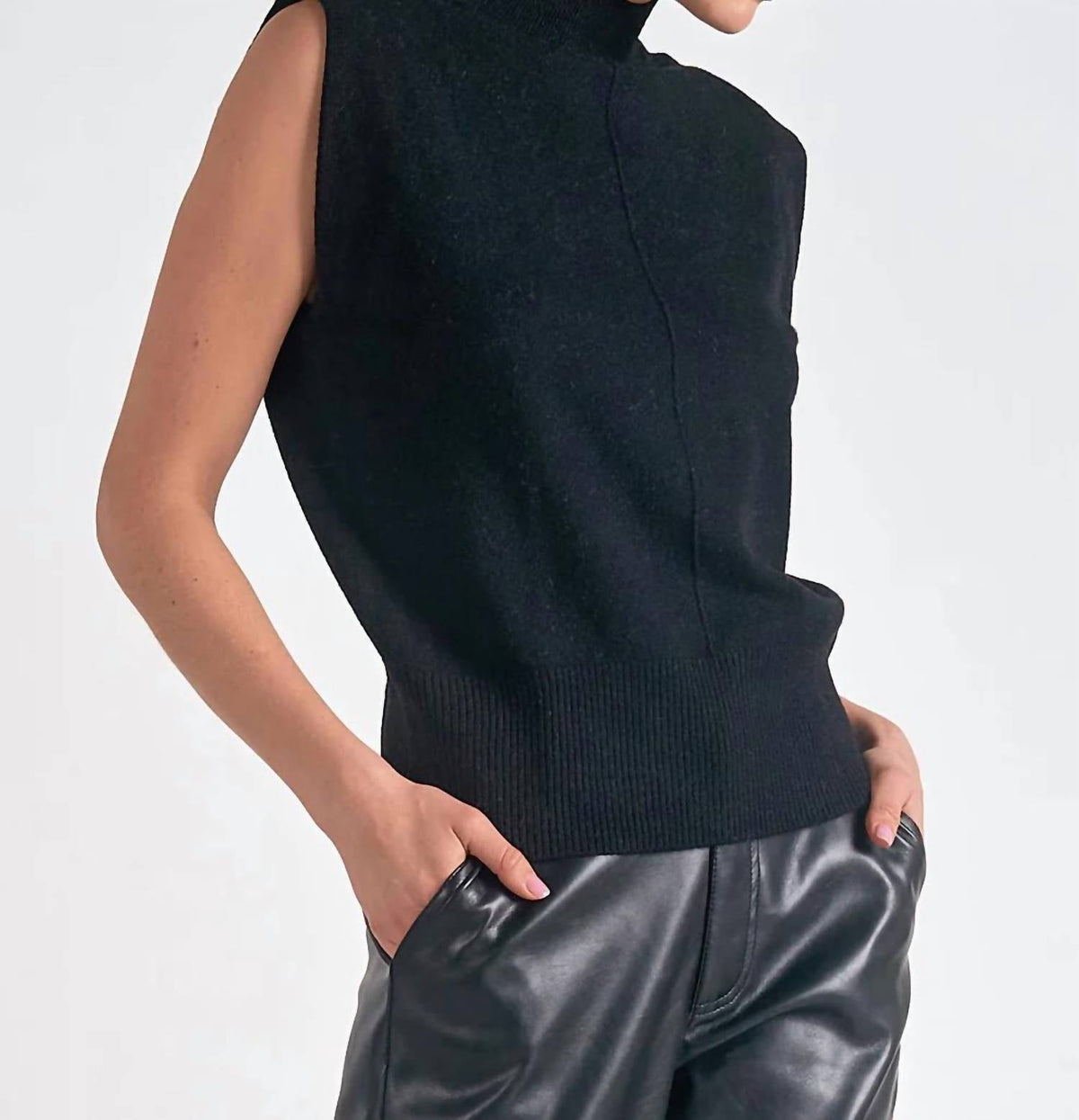 Elan - Sleeveless Sweater