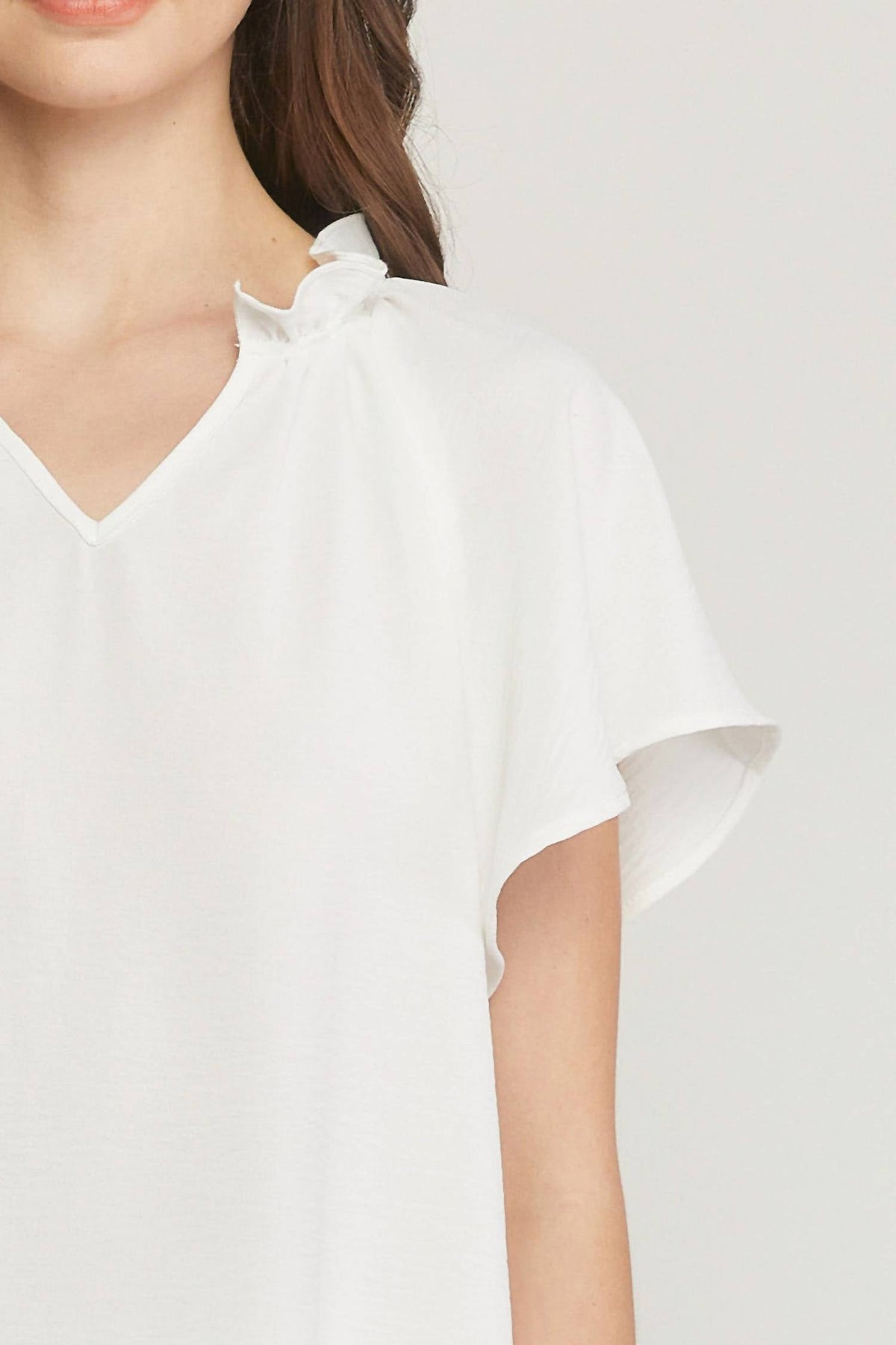 Entro - Ruffled Flutter Sleeve Blouse