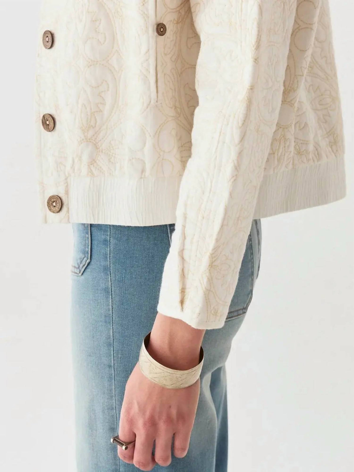 Maison Hotel - Boticcelli Vrew Neck Button Down Jacket