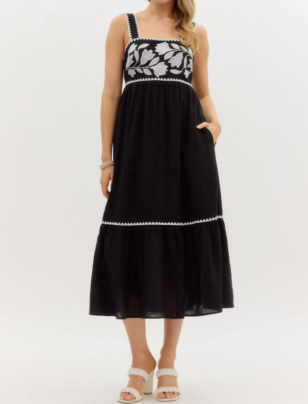 Entro - Floral Embroidered Stitch Midi Dress