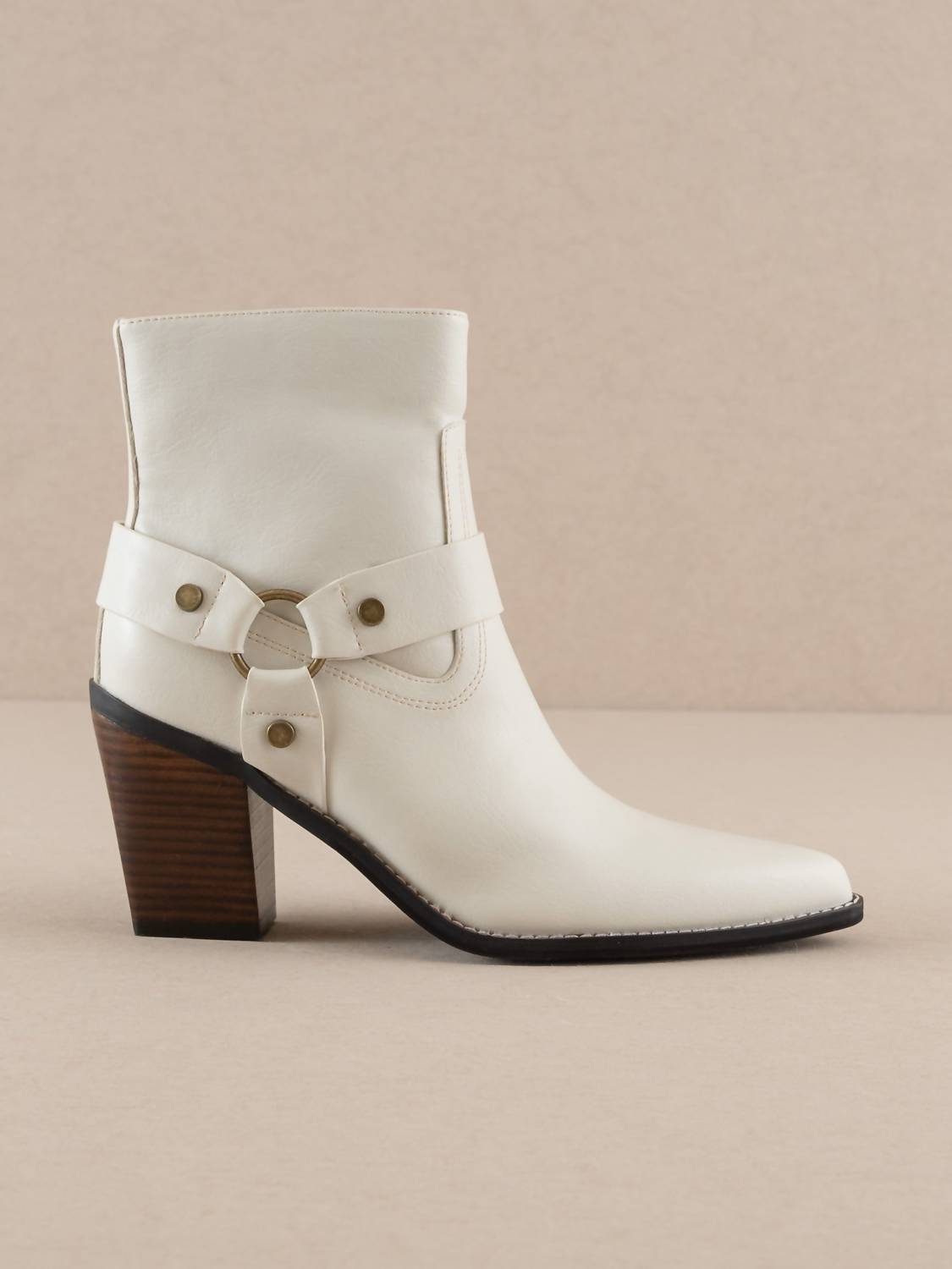 Oasis Society - Women's Jackson Pointed Toe Booties