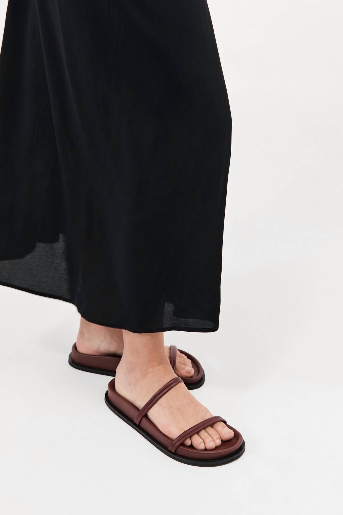 St. Agni - Women's Fine Double Strap Slide