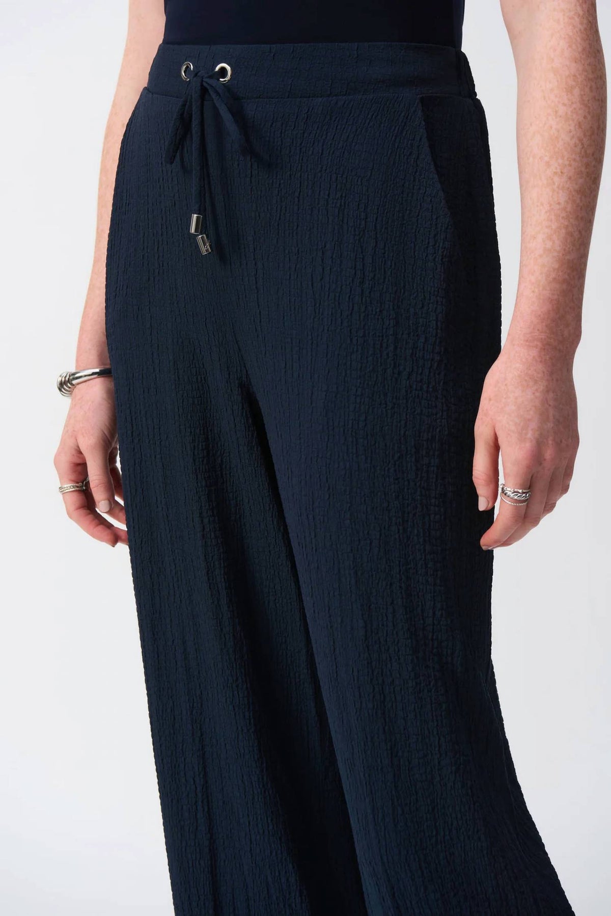 Joseph Ribkoff - Seersucker Wide Leg Pull-On Pants