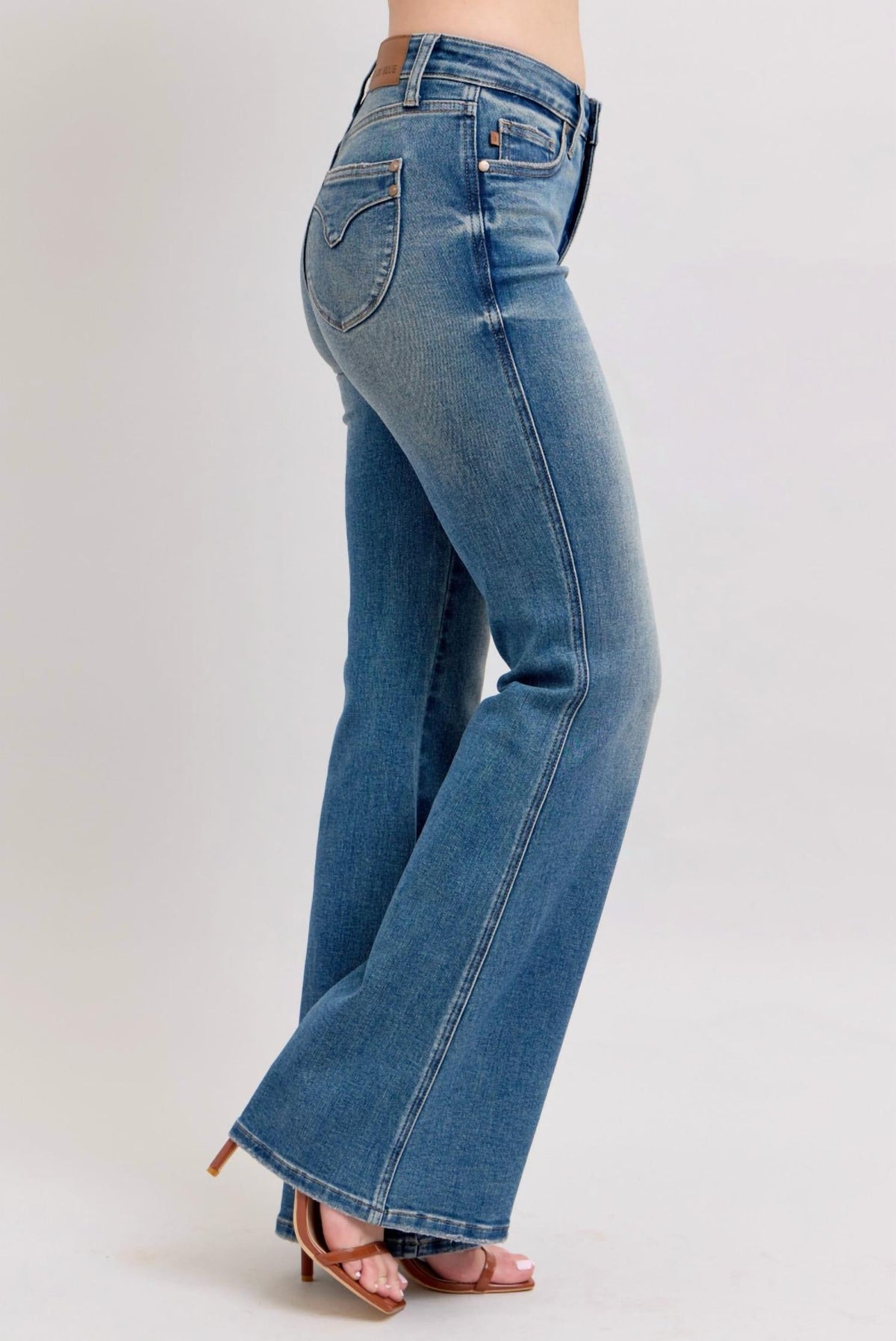 Judy Blue - Vintage Wash Shield Pocket Flare Jean