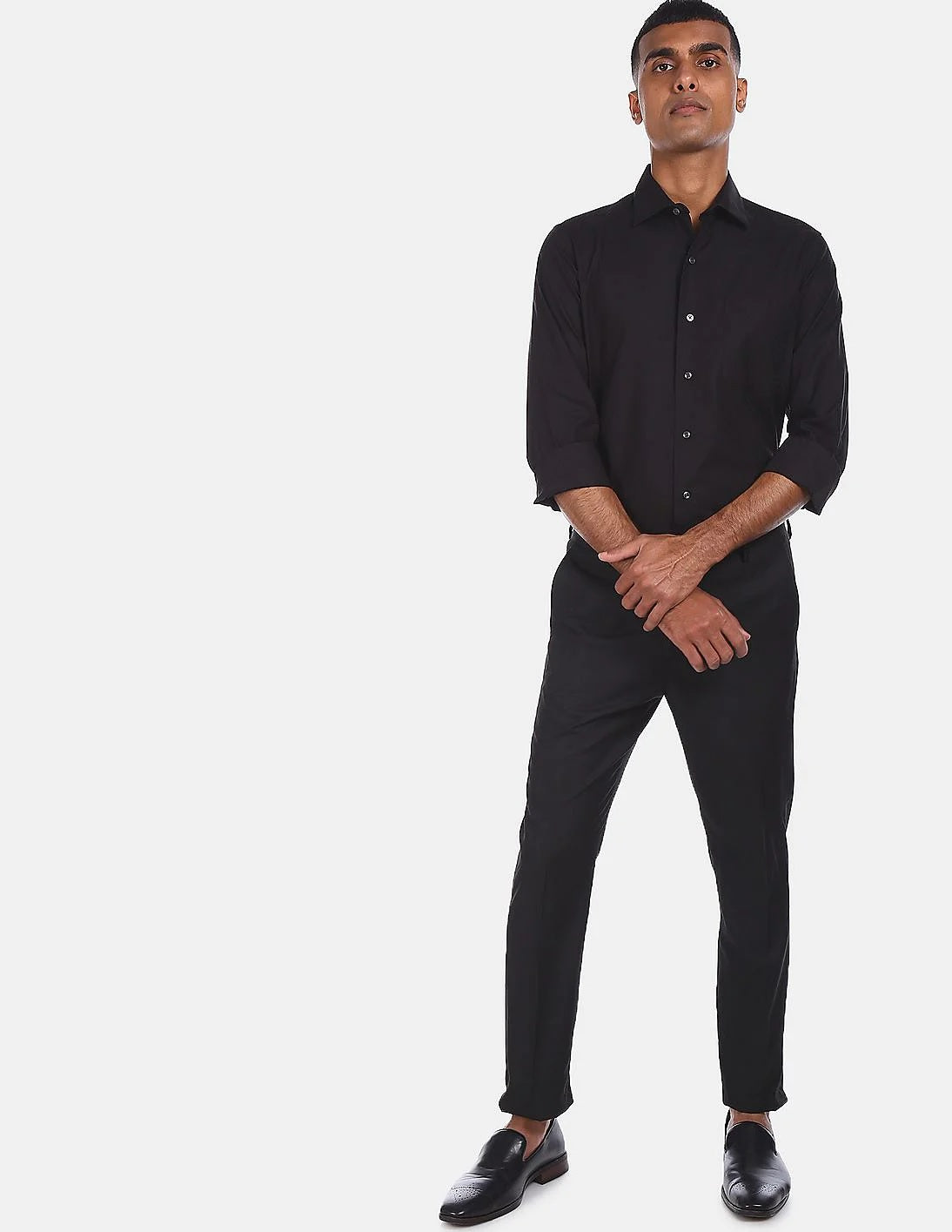 Arrow Men's Fitted Spread-Collar Dress Shirt Black Size 15.5x32-33